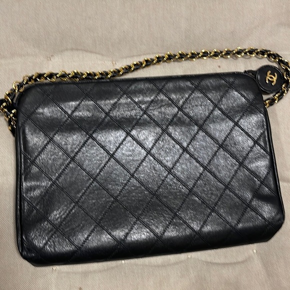 🚫SOLD🚫✅Chanel  Clutch BAG - Picture 2 of 8
